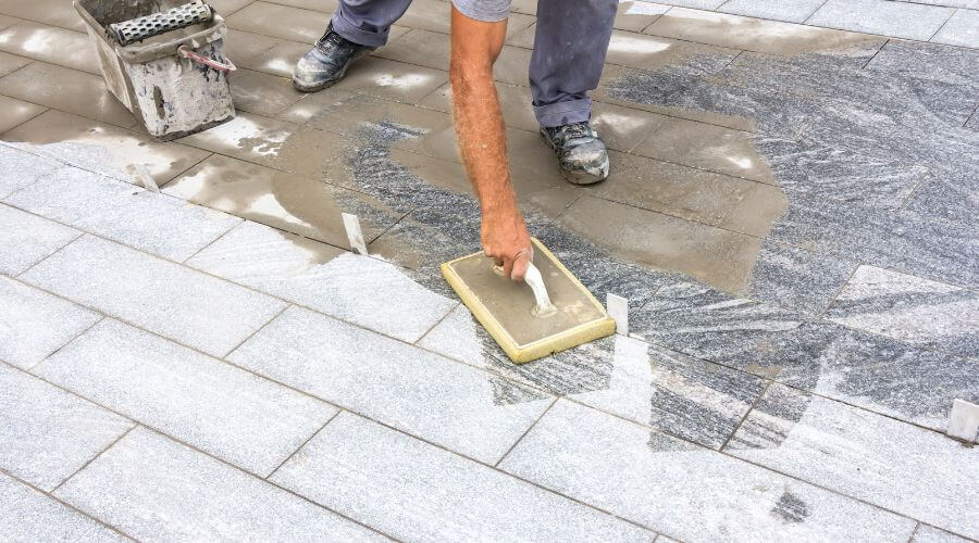 Professional gutter cleaning in Janesville, CA